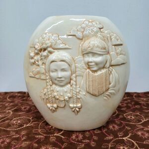 Vintage Native American Handmade Pottery Vase Vessel Artistic Piece - Signed